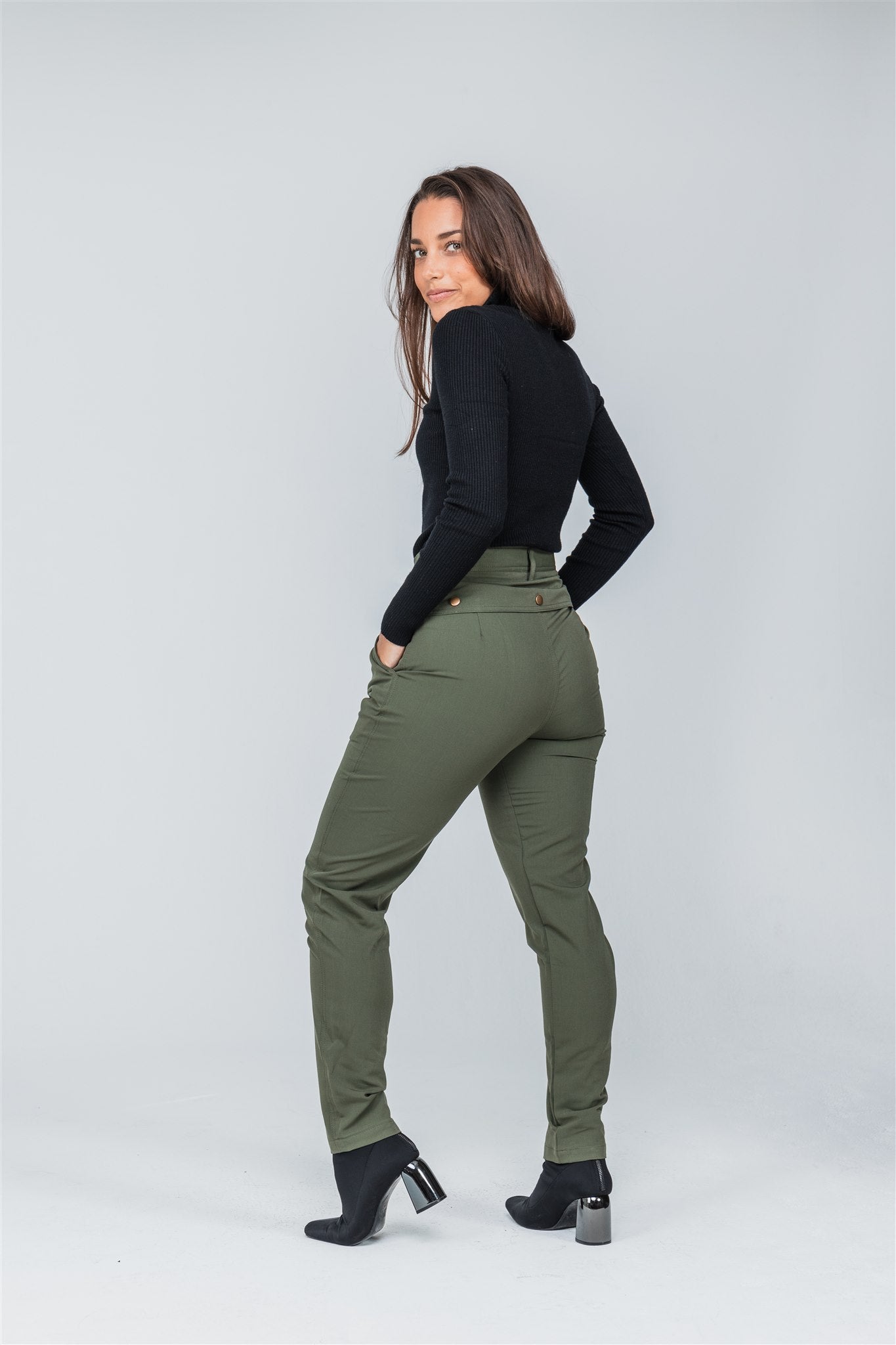 Eccentric Front Tie Pant